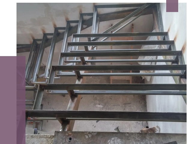 Демонтаж лестниц в Великих Луке от 4342 руб. 