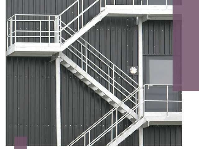 Изготовление и монтаж пожарных лестниц в Великих Луке быстро и надежно