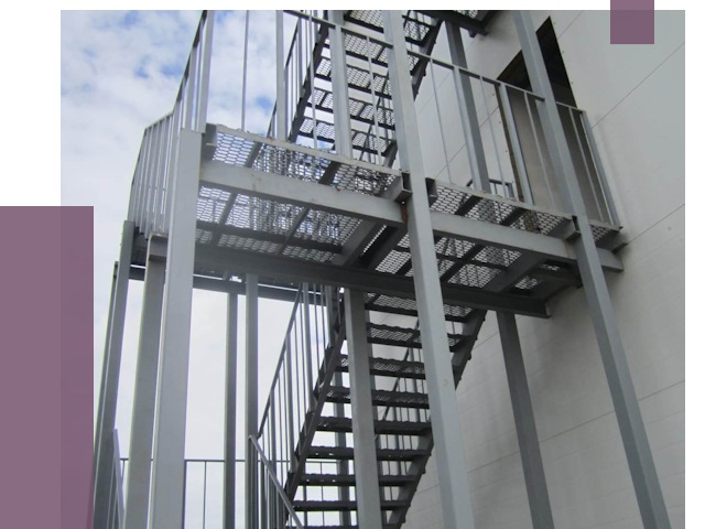 Монтаж пожарных лестниц в Великих Луке от 7856 руб.