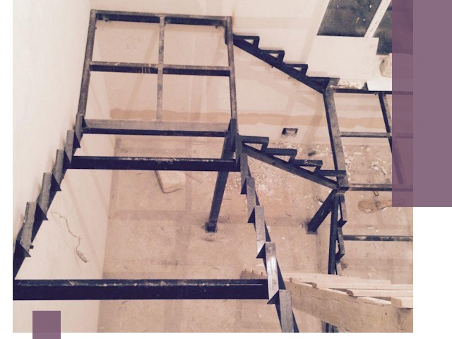 Монтаж лестниц на металлокаркасе в Великих Луке быстро и качественно