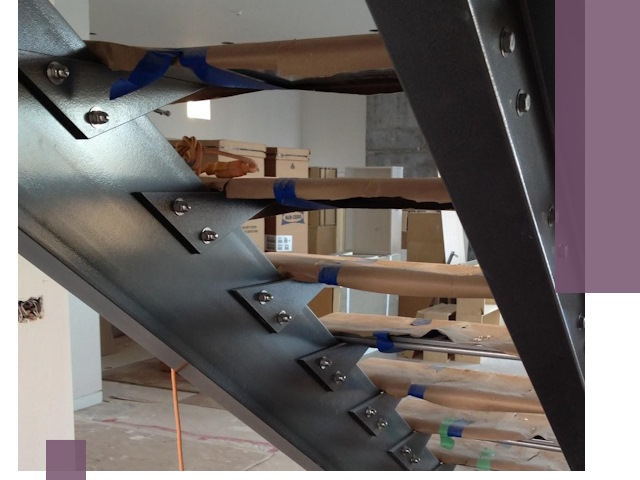 Усиление лестничных конструкций и усиление опор в Великих Луке