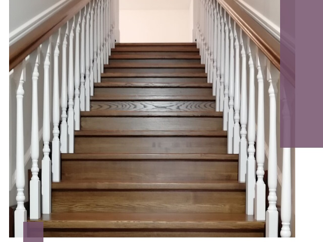 Лестницы из ясеня на заказ в Великих Луке — изготовление и монтаж