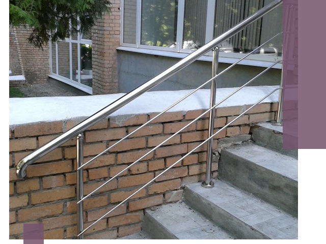 Перила из нержавеющей стали высокого качества в Великих Луке