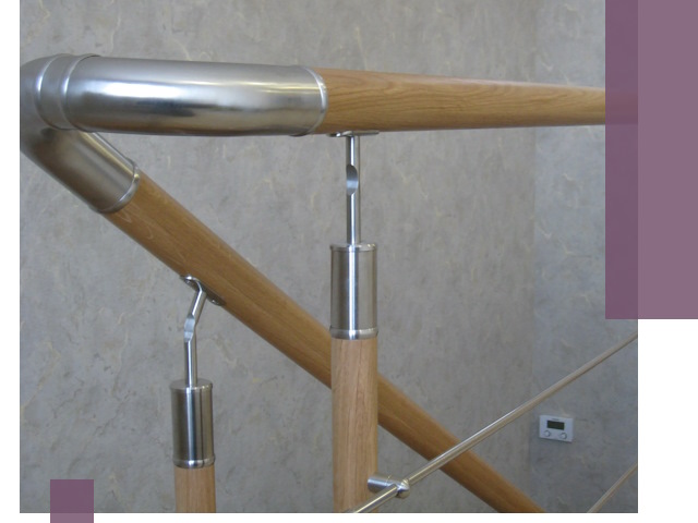 Комбинированные перила на заказ в Великих Луке — монтаж и производство