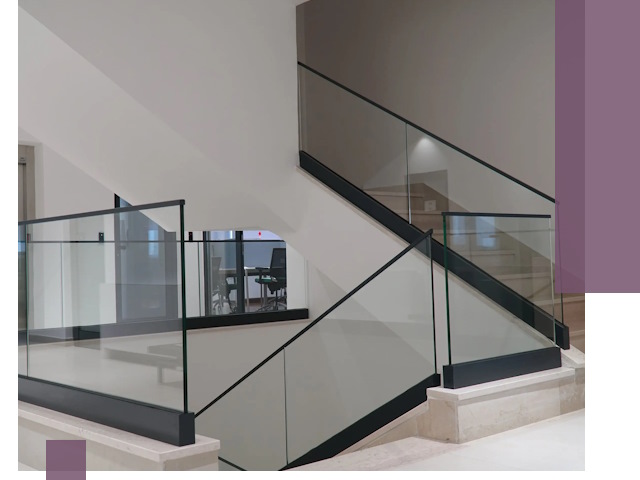 Стеклянные перила премиум-класса с установкой в Великих Луке