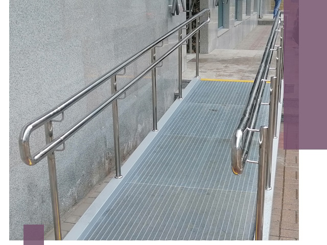 Пандусы для инвалидов в Великих Луке — изготовление и монтаж