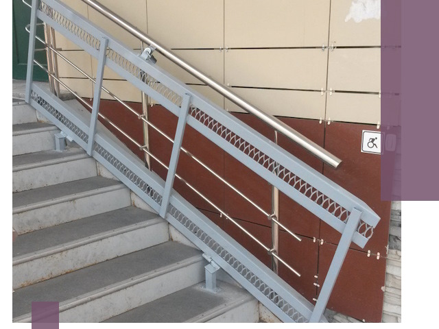 Изготовление откидных пандусов под ключ в Великих Луке