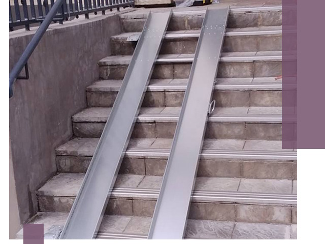 Демонтаж откидных пандусов профессионально в Великих Луке