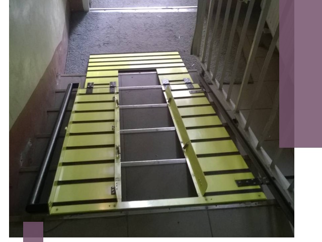 Профессиональный монтаж пандуса в подъезд в Великих Луке