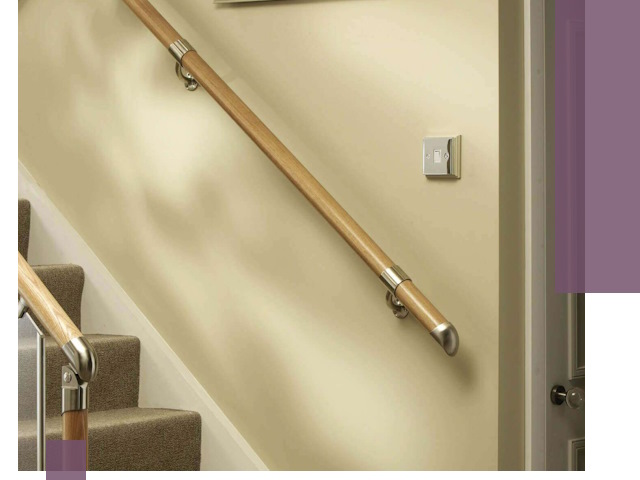 Монтаж пристенных поручней профессионально в Великих Луке